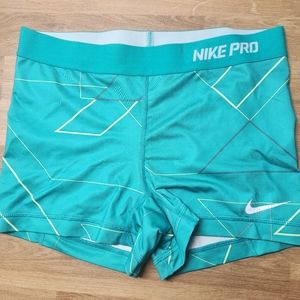 Nike Compression Shorts - Medium